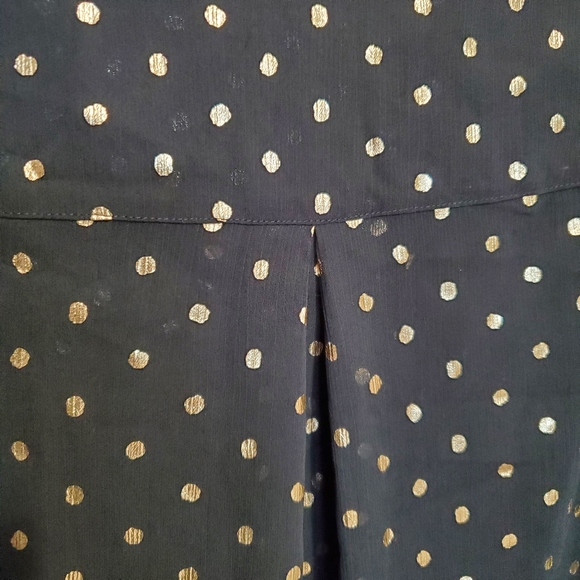 ✨️2/$20 Long-Sleeve Gold Dot Blouse - Picture 5 of 5